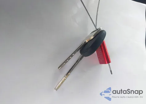 2000 Toyota Camry Ce from USA, damaged, VIN 4T1BG22K3YU643408